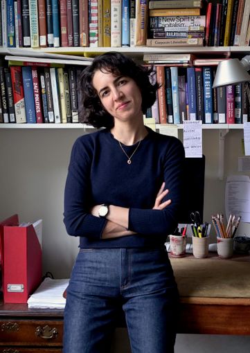 photo of susannah jacob at desk